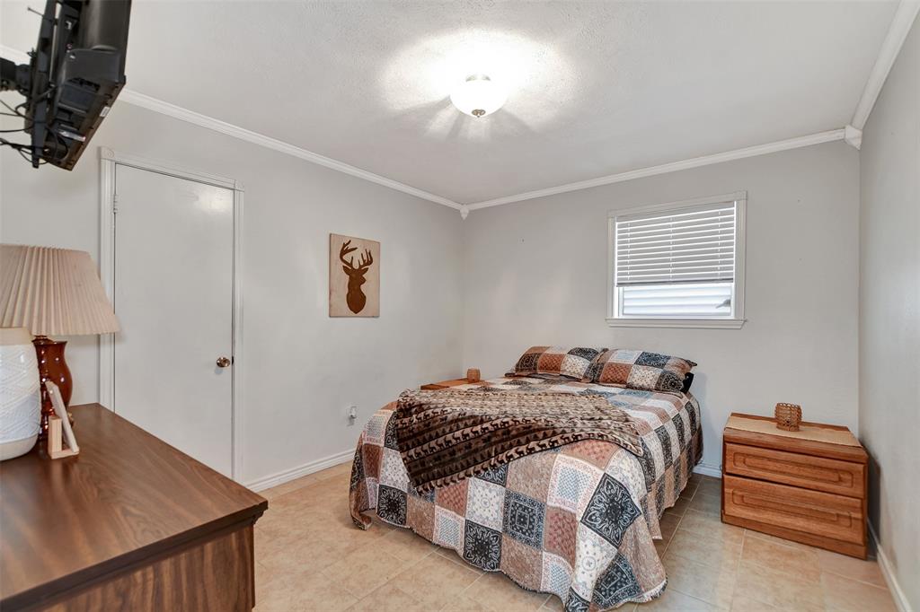 2429 16th Ave N Ave, Texas City, Texas image 18