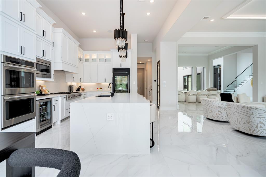 10111 Mariner Oaks Drive, Missouri City, Texas image 23