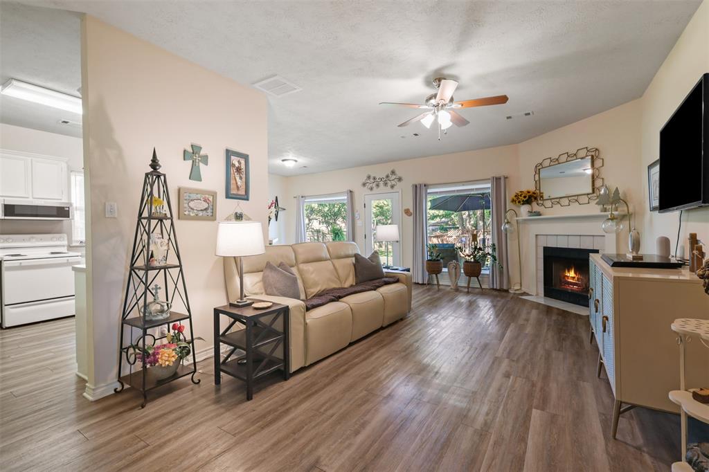 2505 Westwood Main Drive, Bryan, Texas image 4