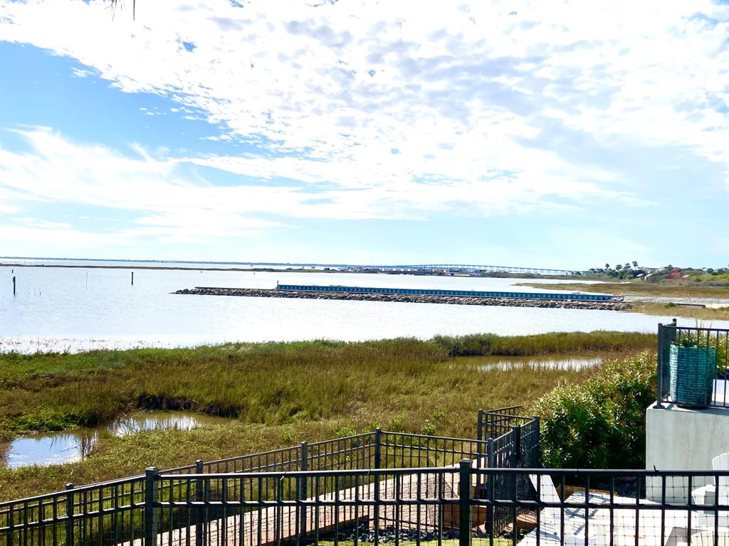 276 Reserve Lane, Rockport, Texas image 2