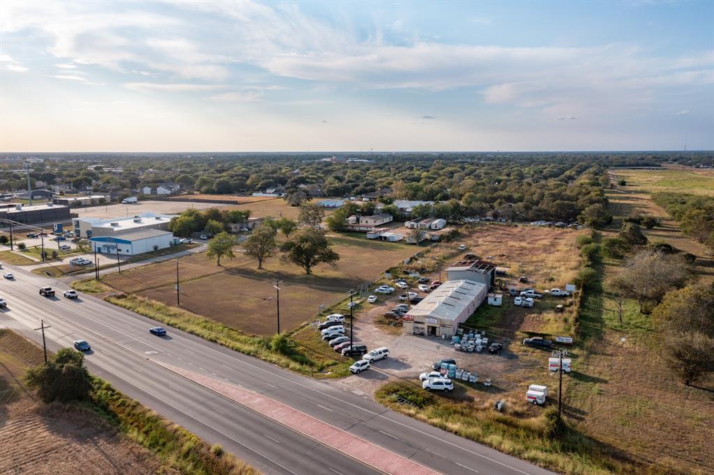 4406 Houston Highway, Victoria, Texas image 9