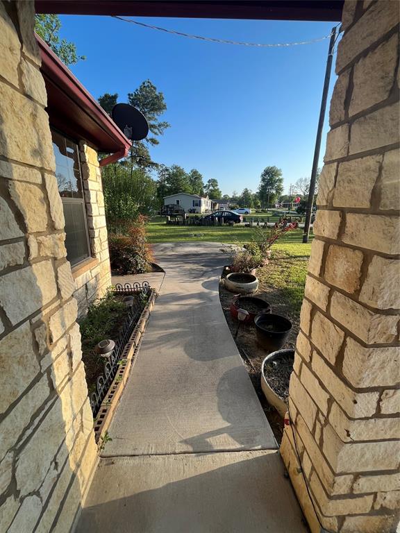 6389 Waukegan Road, Conroe, Texas image 10