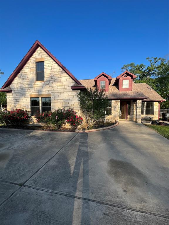 6389 Waukegan Road, Conroe, Texas image 1