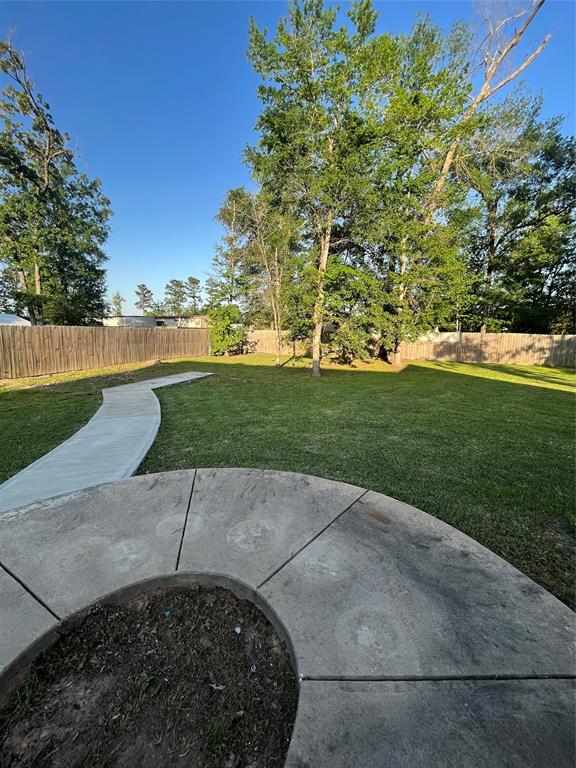6389 Waukegan Road, Conroe, Texas image 12