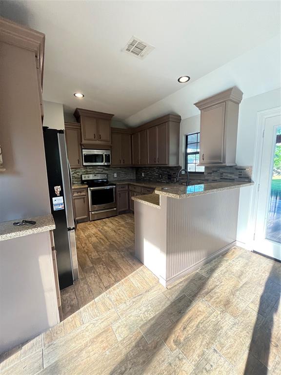 6389 Waukegan Road, Conroe, Texas image 24
