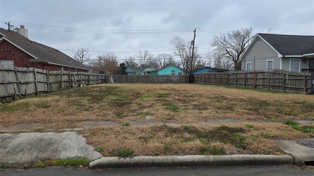 2503 North Avenue, Pasadena, Texas image 2