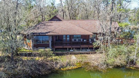 Photo of 10 Raccoon Ramble, Cleveland, TX 77327 (MLS # 66522654)