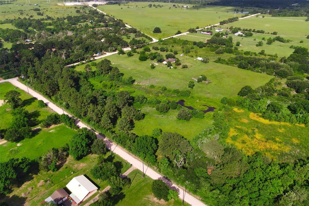 1038 Trenckmann Road, Sealy, Texas image 6