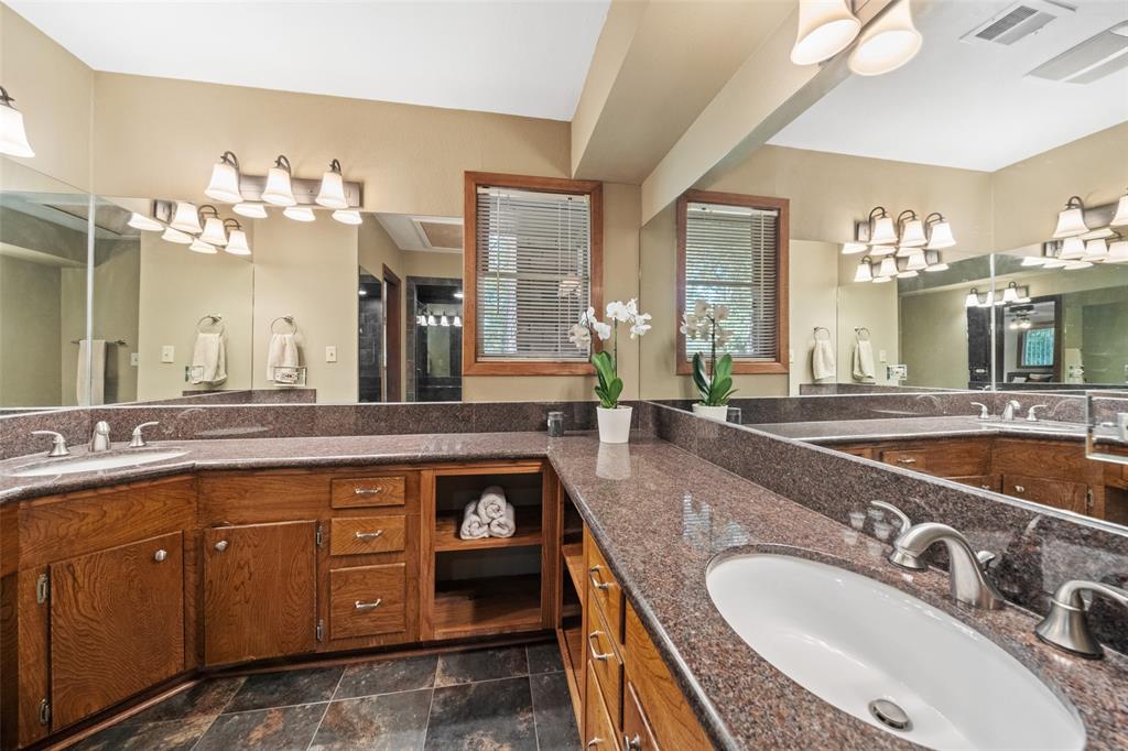 1710 Magnolia Lane, Kingwood, Texas image 34