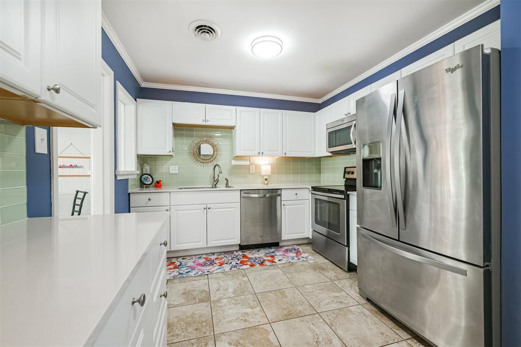 1902 Bayou Shore Drive, Galveston, Texas image 19