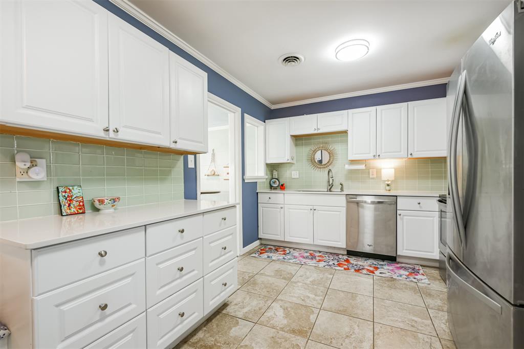1902 Bayou Shore Drive, Galveston, Texas image 15