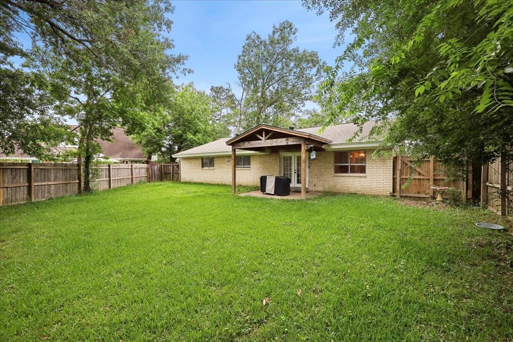 1845 King Arthur Court, Pinehurst, Texas image 30