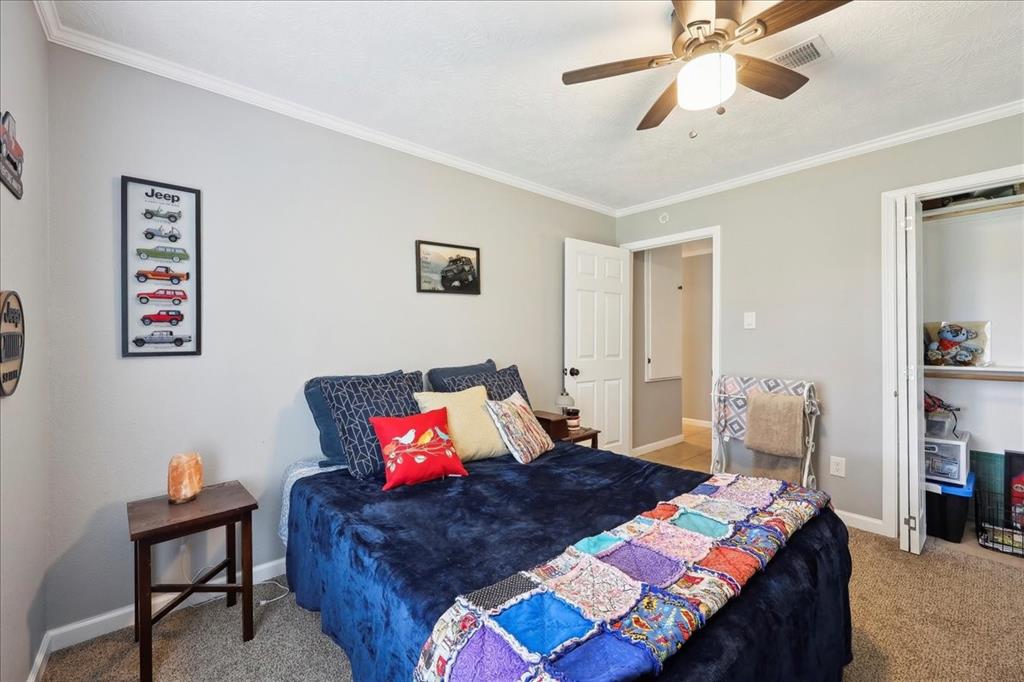 1845 King Arthur Court, Pinehurst, Texas image 25