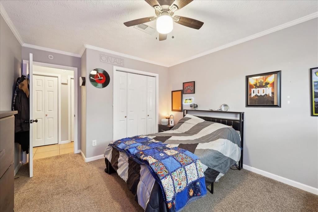 1845 King Arthur Court, Pinehurst, Texas image 28