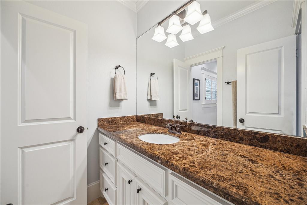 300 E 26th Street, Houston, Texas image 29
