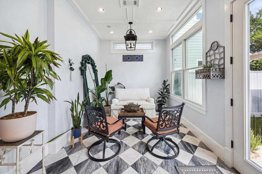 300 E 26th Street, Houston, Texas image 18