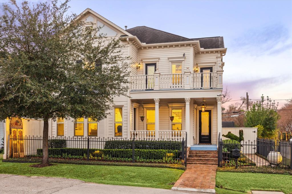 300 E 26th Street, Houston, Texas image 43
