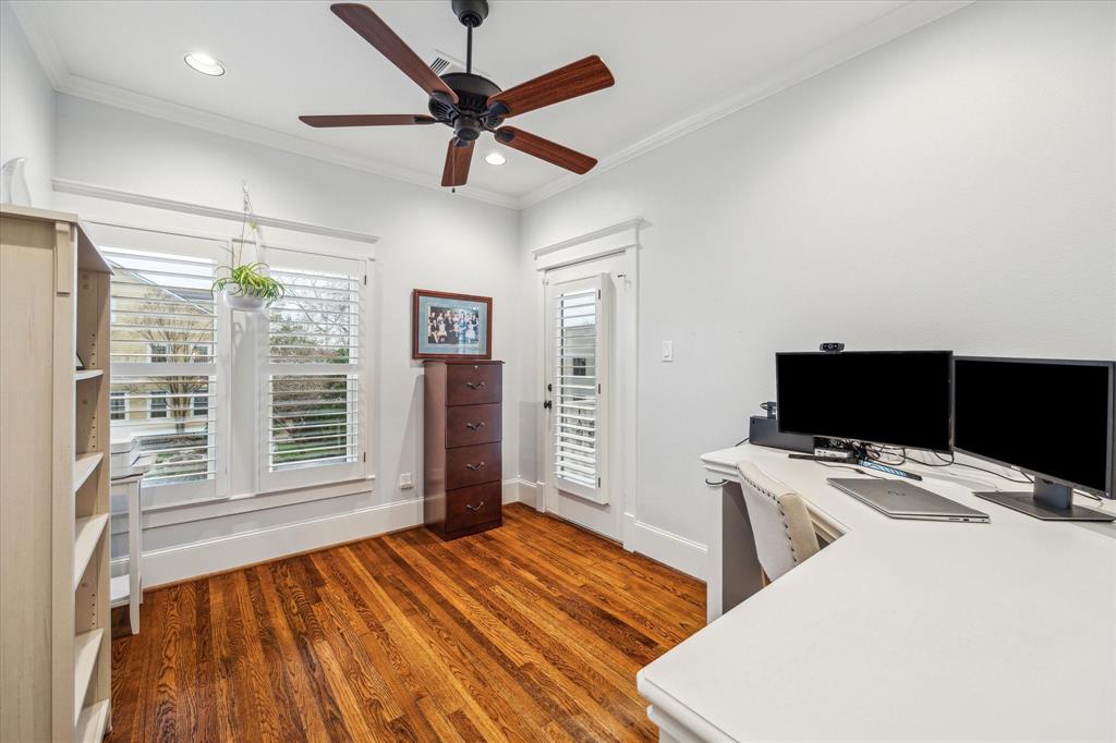 300 E 26th Street, Houston, Texas image 30