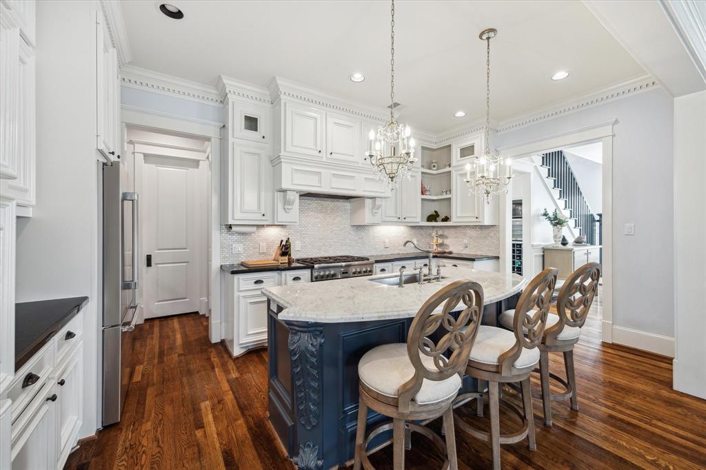 300 E 26th Street, Houston, Texas image 7