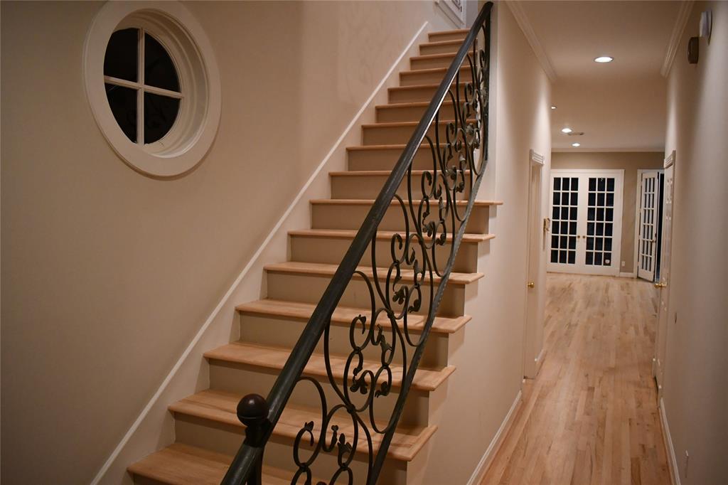 2215 Sheridan Street, Houston, Texas image 5