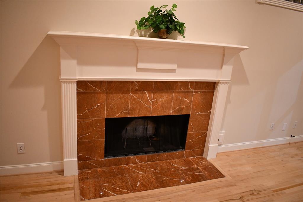 2215 Sheridan Street, Houston, Texas image 16