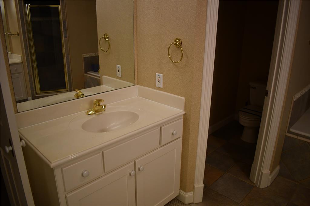 2215 Sheridan Street, Houston, Texas image 20