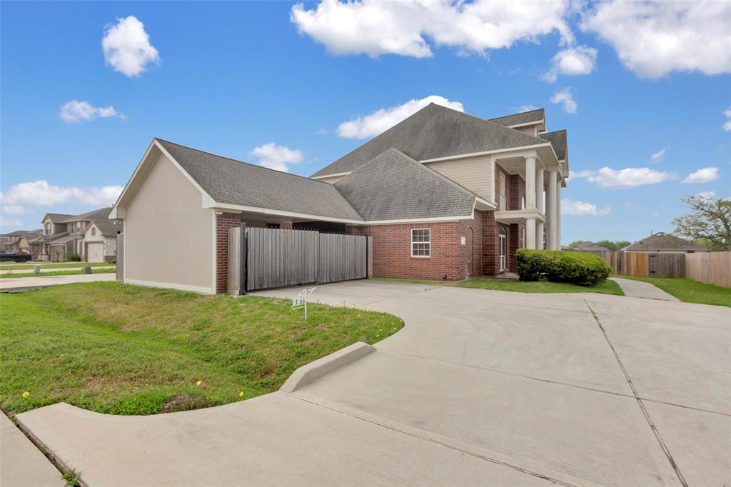 13066 Laura Lake Drive, Willis, Texas image 32