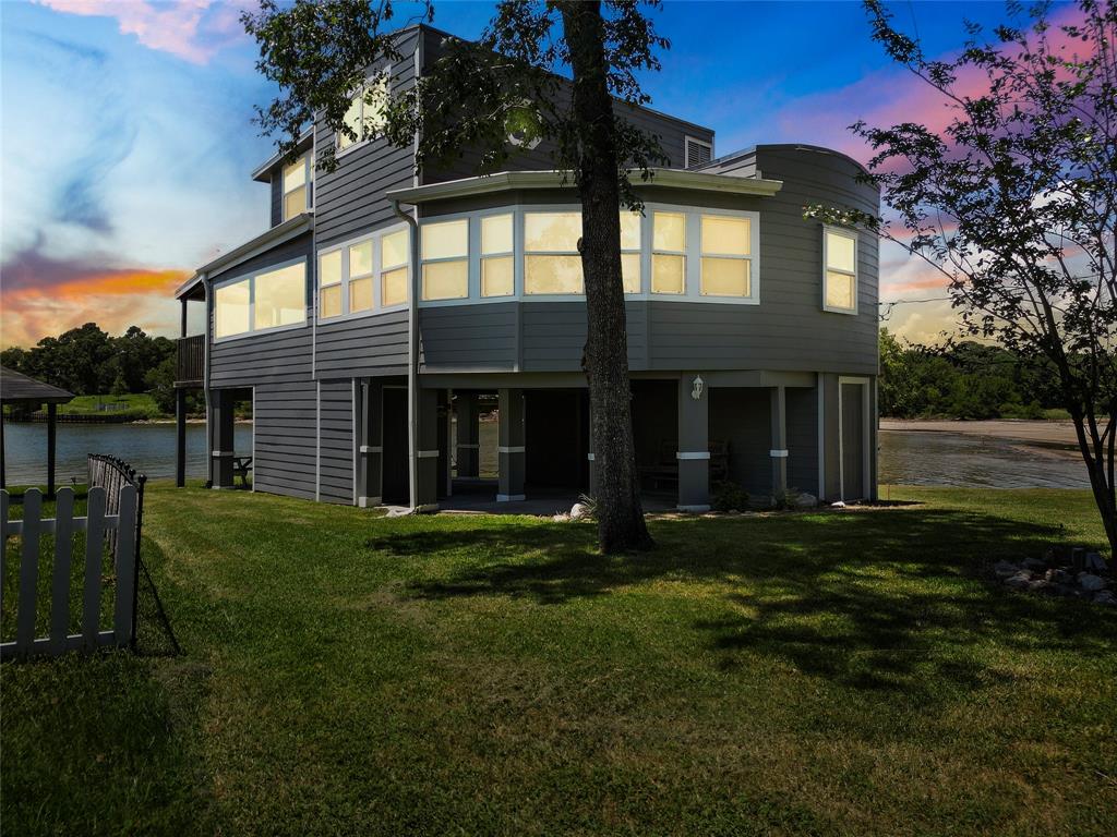 210 W Lakeview, Onalaska, Texas image 35