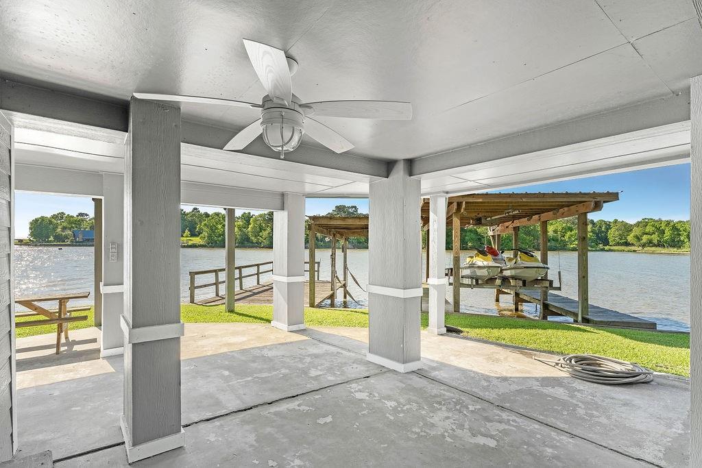 210 W Lakeview, Onalaska, Texas image 28