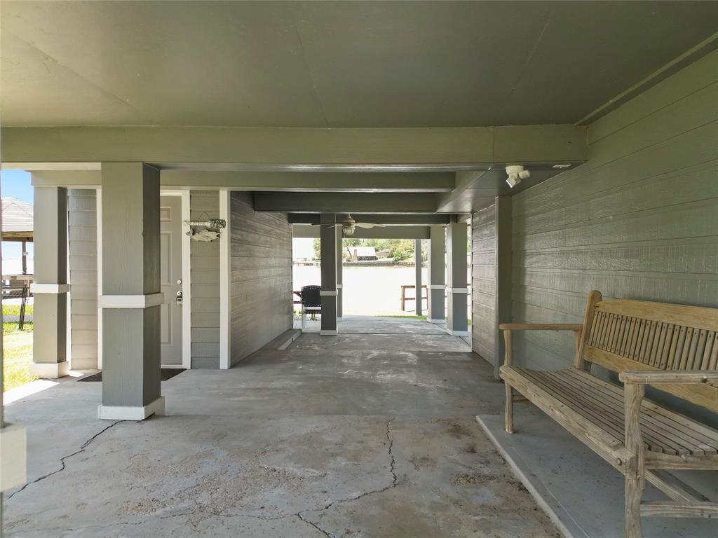 210 W Lakeview, Onalaska, Texas image 26