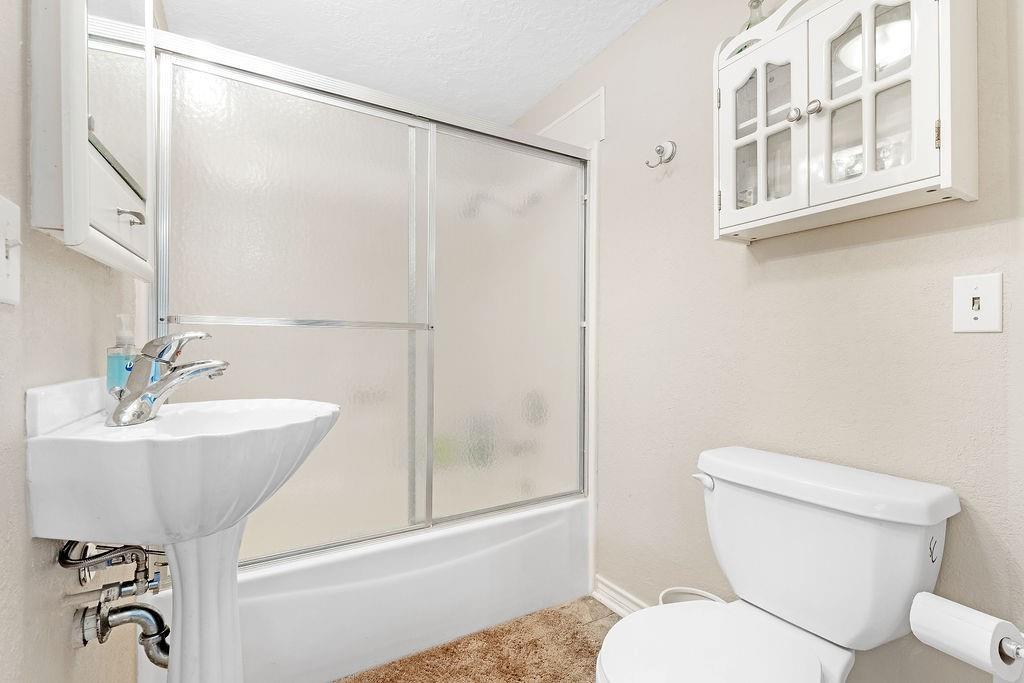 210 W Lakeview, Onalaska, Texas image 25