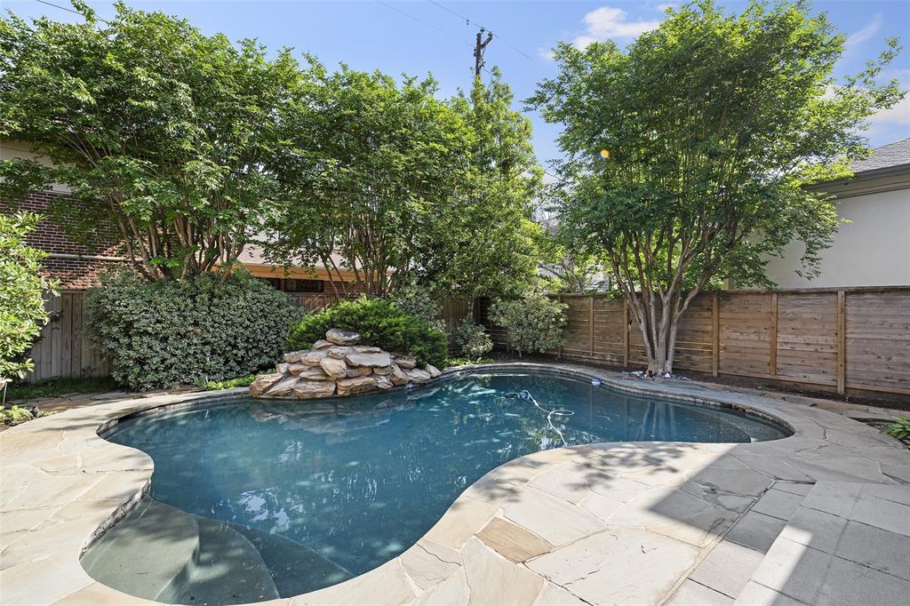 4812 Braeburn Drive, Bellaire, Texas image 19