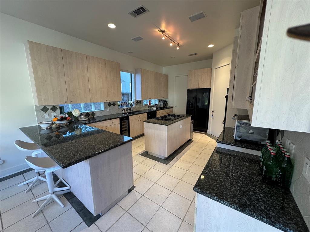 4812 Braeburn Drive, Bellaire, Texas image 18