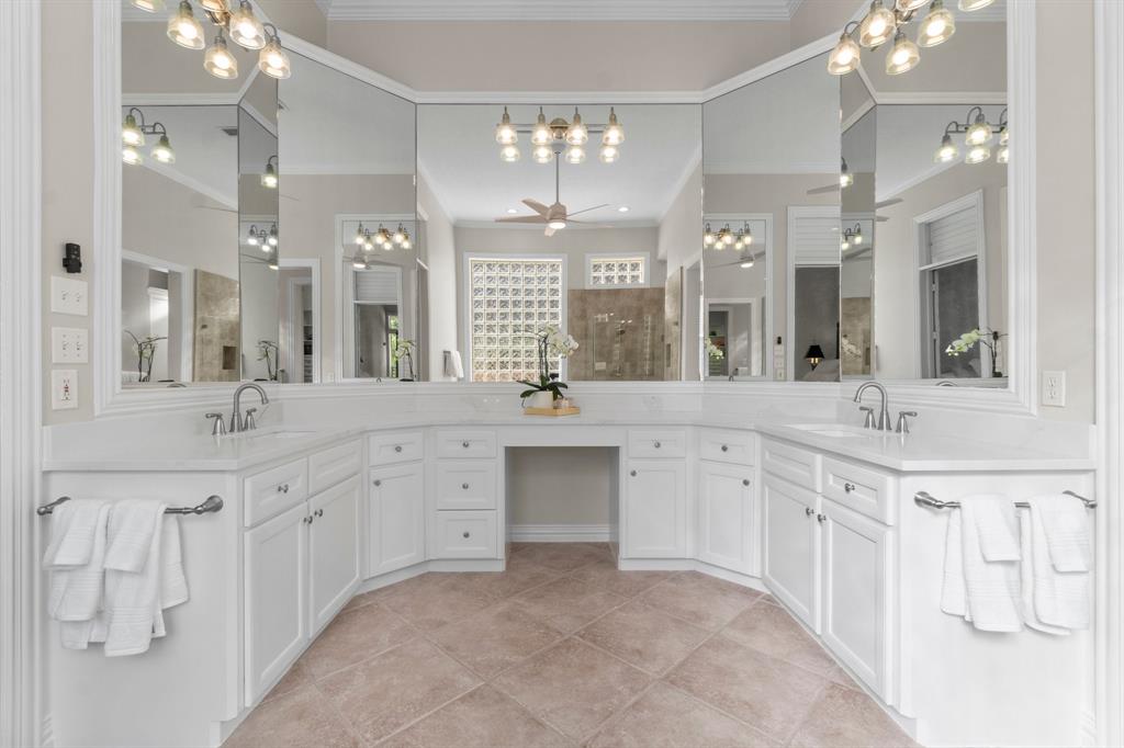 91 N Hunters Crossing Circle, The Woodlands, Texas image 29
