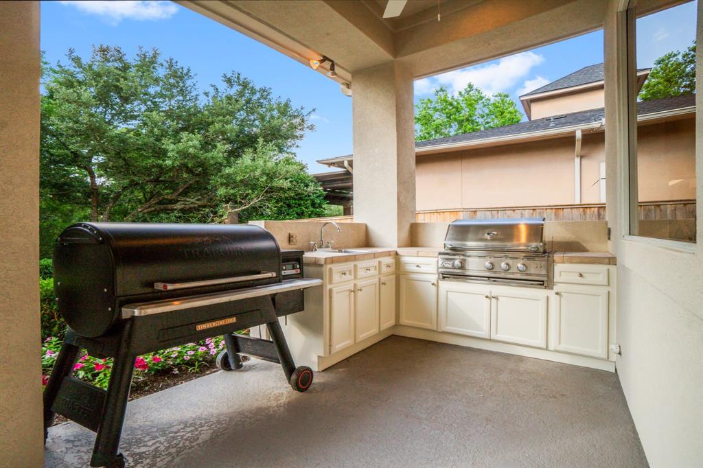 91 N Hunters Crossing Circle, The Woodlands, Texas image 19