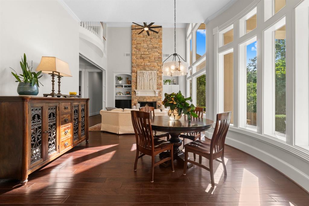 91 N Hunters Crossing Circle, The Woodlands, Texas image 11