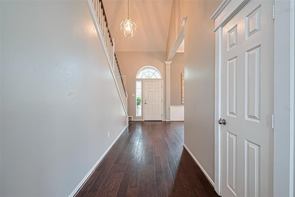 18506 Quail Brock Drive, Humble, Texas image 6