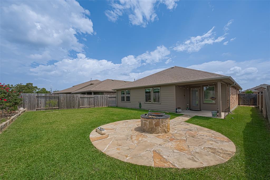 3923 Hawaiian Court, Baytown, Texas image 38