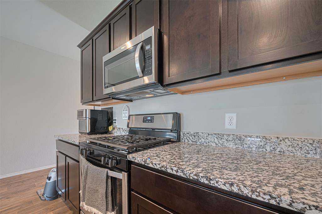 3923 Hawaiian Court, Baytown, Texas image 15