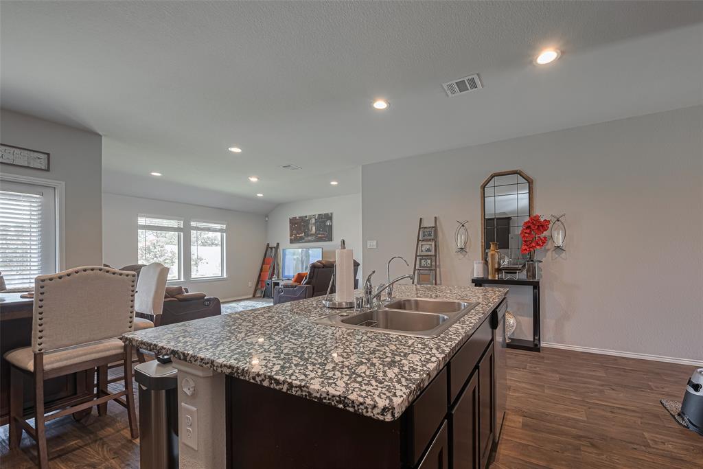 3923 Hawaiian Court, Baytown, Texas image 12