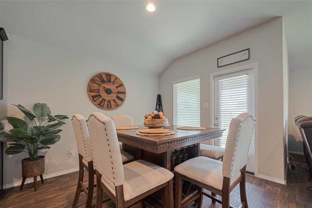 3923 Hawaiian Court, Baytown, Texas image 17