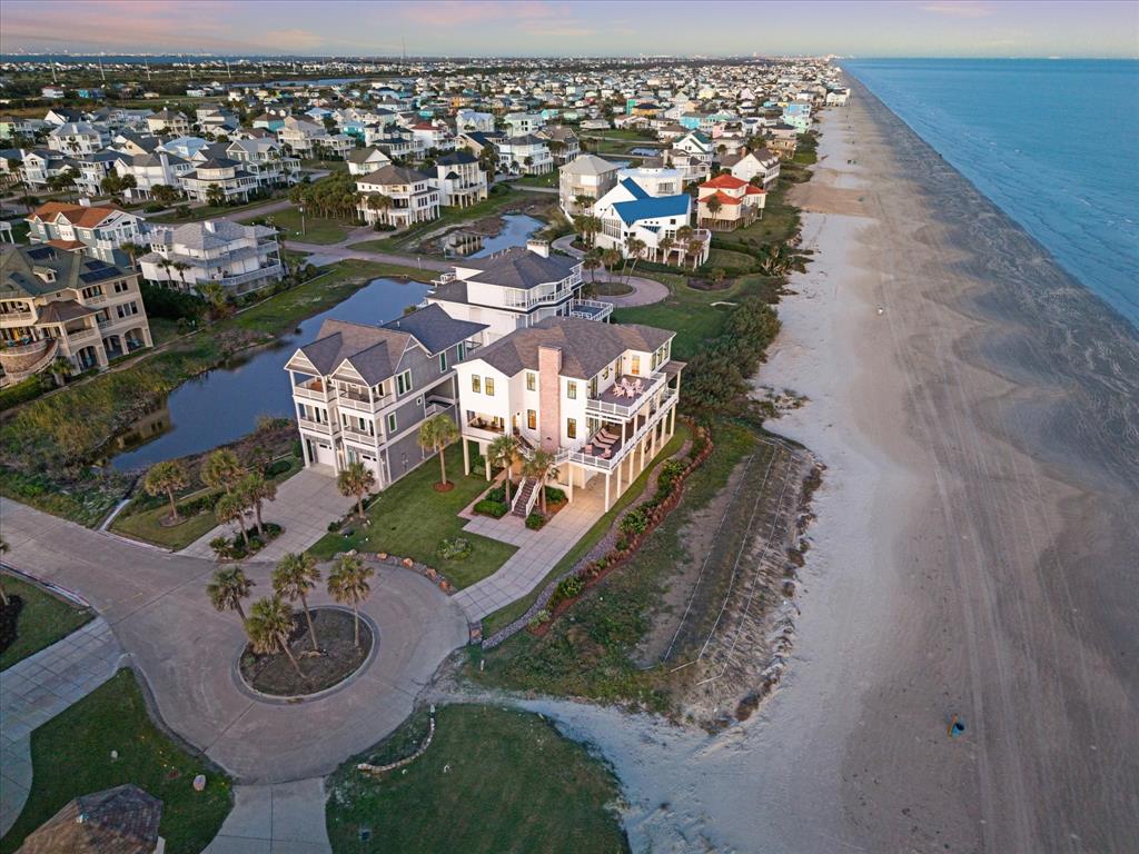 4223 Swashbuckle, Galveston, Texas image 2