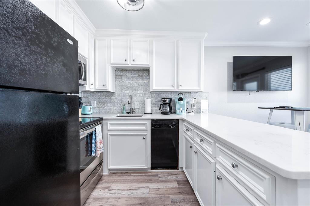 property-search 4 10811 San Luis Pass Road 1118