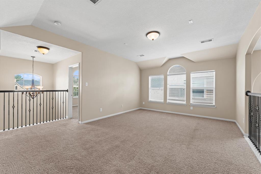406 Oak Stream Drive, Conroe, Texas image 28