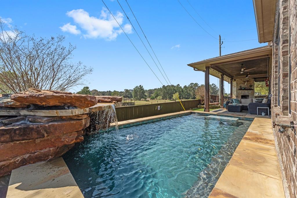 15907 Pine Country Boulevard, Tomball, Texas image 41