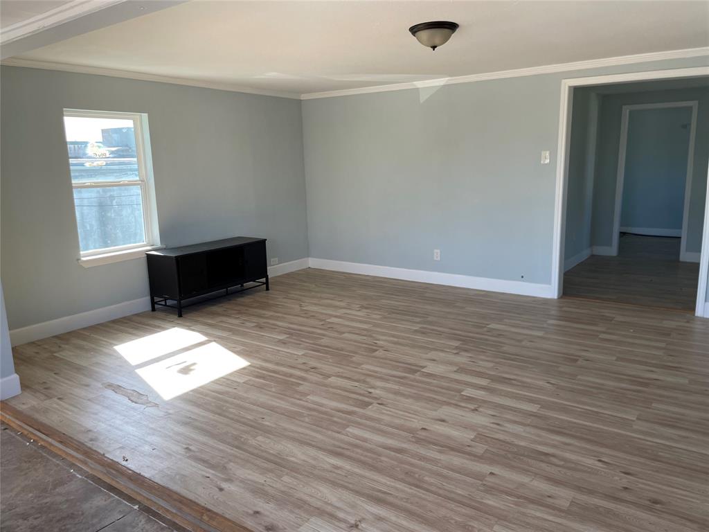 2325 Saladia Street, Galveston, Texas image 5