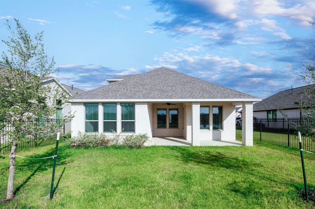 7603 Coral Lake Drive, Cypress, Texas image 31