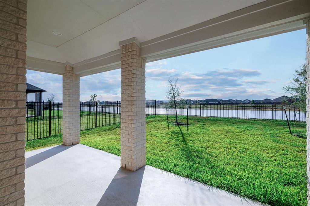 7603 Coral Lake Drive, Cypress, Texas image 30