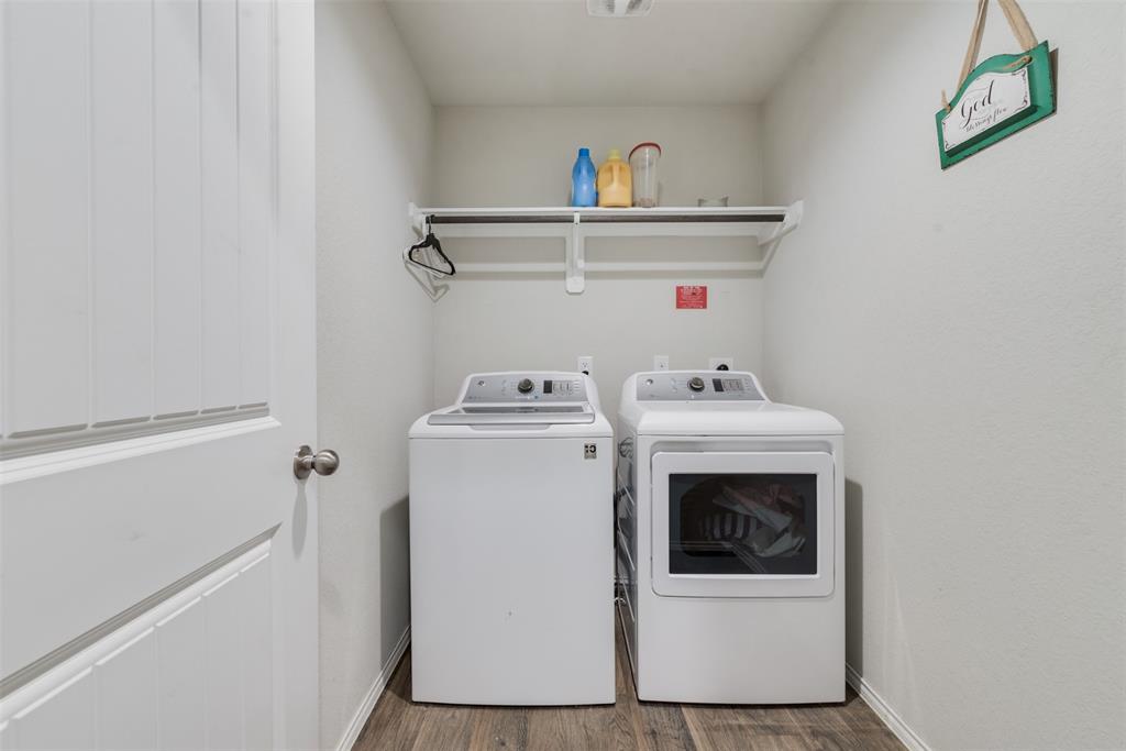 707 Acacia Park Lane, Rosharon, Texas image 17