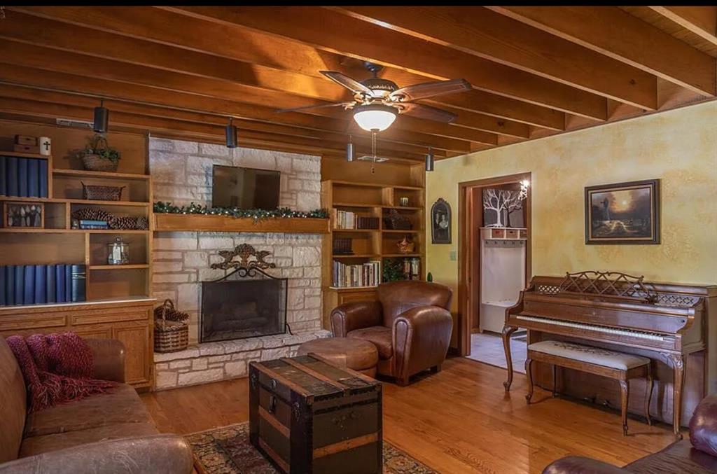 217 Sunday Circle, Fredericksburg, Texas image 16